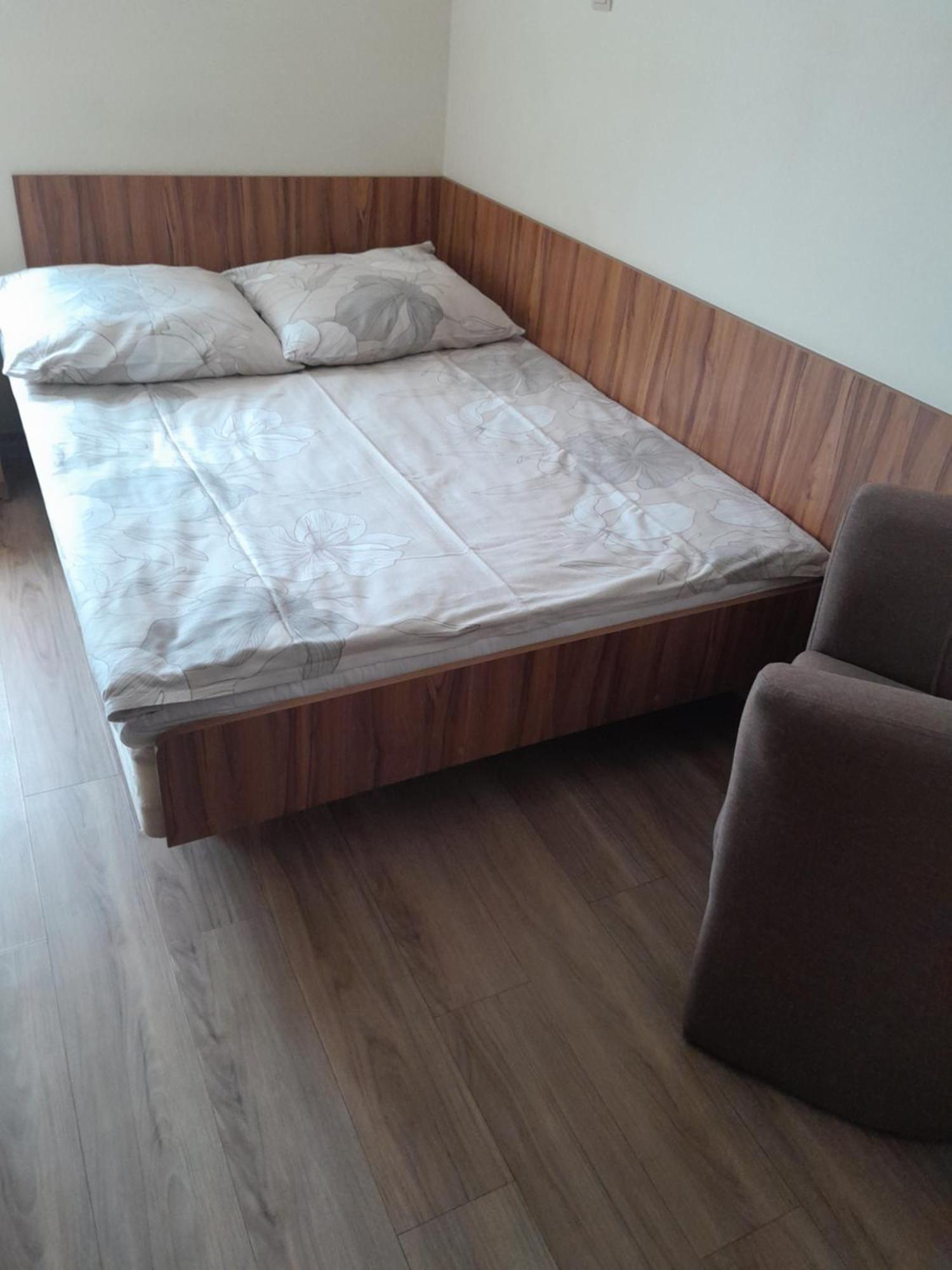 Hostel Polon Pułtusk Eksteriør bilde